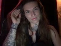 Opzoek naar wat spanning en ben je wat nieuwsgieirig naar deze ondeugende jonge milf? Hebben mijn looks je nieuwsgierig gemaakt of was het stiekem dat gespierde kontje?
Mijn lange haren of me heldere blauwe ogen?Laten we heerlijk samen kletsen en vertel mij jou fantasie, bij mij kun je alles zeggen! Het blijft ons geheimpje!Wie weet loopt de spanning zo hoog op dat we samen een heerlijk avontuurtje beleven en intens genieten.. Ik wacht op je.. Liefs