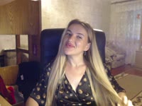 Hi! I am a passionate girl who likes to smile and have fun. I think that my eyes have the perfect shine and if you take a look at them you can lose yourself. I am waiting for you to share some time quality together!