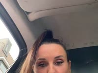 Hey ik ben Nina. Korte intro .. ik ben klein van stuk maar groots in presence, love it. Dominant op een speelse manier.ik hou van nieuwe uitdagingen! Oeh, ik voel de vibes al ..