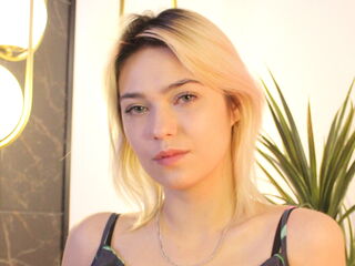 beautiful cam girl AlysiaBennet