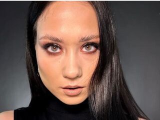 nude webcamgirl picture ColbyMccrum