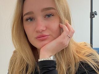 sexy camgirl CristieBozzone