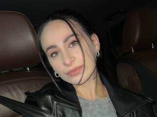beautiful webcamgirl DominikaFires