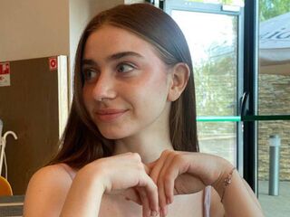 camgirl playing with vibrator FlorenceClutter
