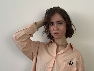 camslut naked HilaryGanfield