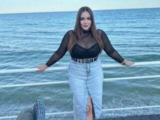 webcam girl LeillaTvin