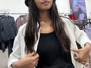 chat show NainaSingh