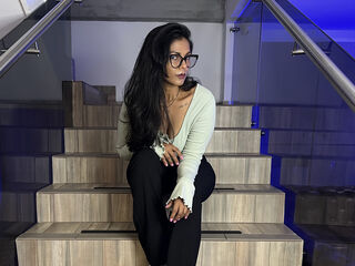 camslut fingering shaved pussy OliviaLezama