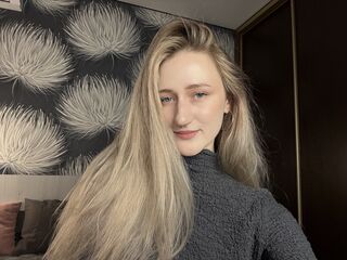 naughty camgirl picture SashaLune