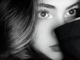 adult live web cam VickyToure