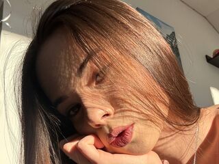 cam girl masturbating with dildo XeniaAlameida