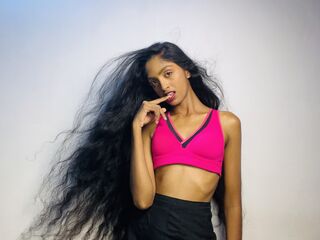 naked cam girl fingering pussy ZaraElina