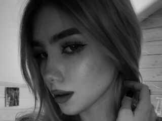 live webcam girl EmmaBlond