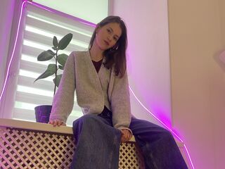 webcam strip tease show HilaryYonkers