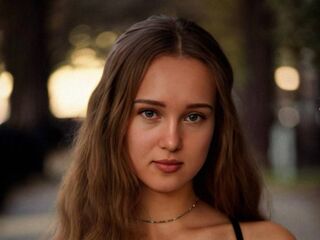 naked camgirl masturbating MabelleWahn