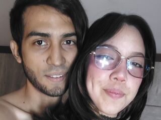 porn webcam picture LizzyAndMark