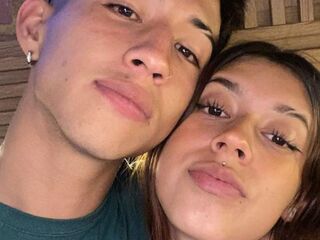 hot couple live webcam MikeAndEva