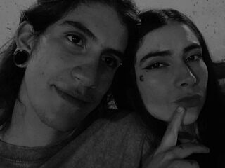 chatroom liveshow RavenAndLogan