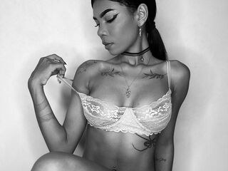 golden shower webcam CelineMoretti