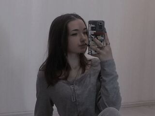 webcamgirl chat room AftonCoppinger