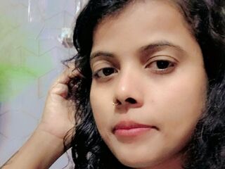 sexy camgirl AishwariaRaie