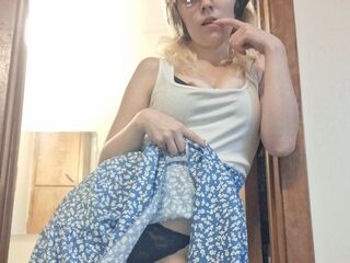 nude webcamgirl pic AjaJones