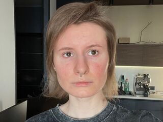 girl cam AlessandraMillis