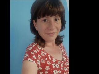 camwhore shaving pussy AliceKatty