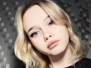 camgirl porn AlmaLonabaugh