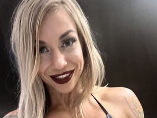 free adultcam AmericanBarbie