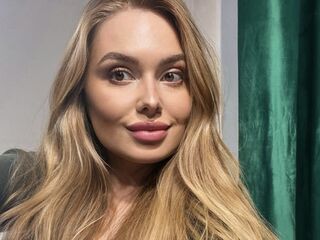 webcam bitch chatroom AnnaLunas
