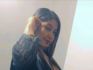 camgirl playing with dildo AnnaPhilips