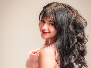 girl showing tits AnneSpaark