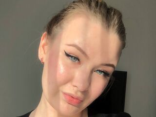 fingering camwhore ArlettaVatter