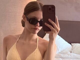 adult videochat AureliaThorn