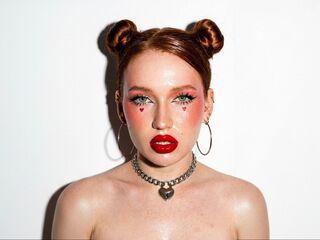 naughty camgirl photo BellaMesmer