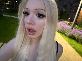 fingering cam slut BerniceHarris
