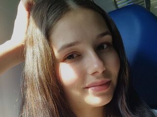 camwhore masturbating with dildo BettyCook