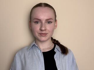 fingering cam girl picture BettyannGrenon