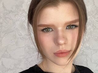 topless girl BeulaPetrillose