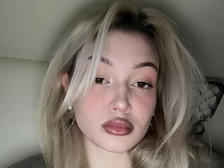 cam girl spreading pussy CaseyHemmerling