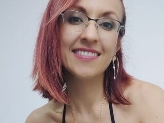 naked webcam girl CataMoreno