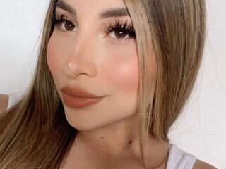 nude cam CelesteCamacho