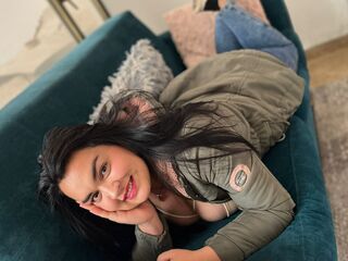 erotic cam CharlotteLowen