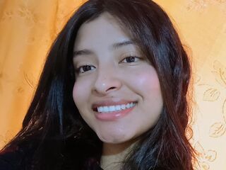 camwhore picture ChloeRocher