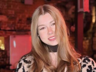 erotic cam video DainaThroneberry