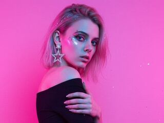 cam slut chat room DaiseyNovotny