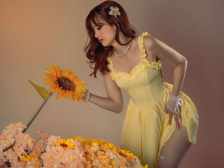 topless webcam girl DulceBennet
