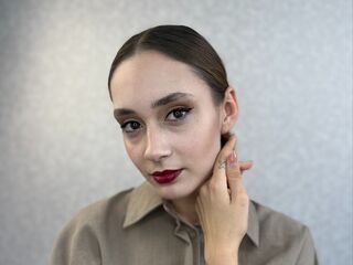 camgirl fingering bald pussy EditAskins