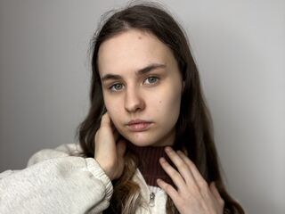 naked girl with webcam fingering pussy EffieMeredith